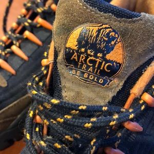 Hiking boots - Arctic Trail